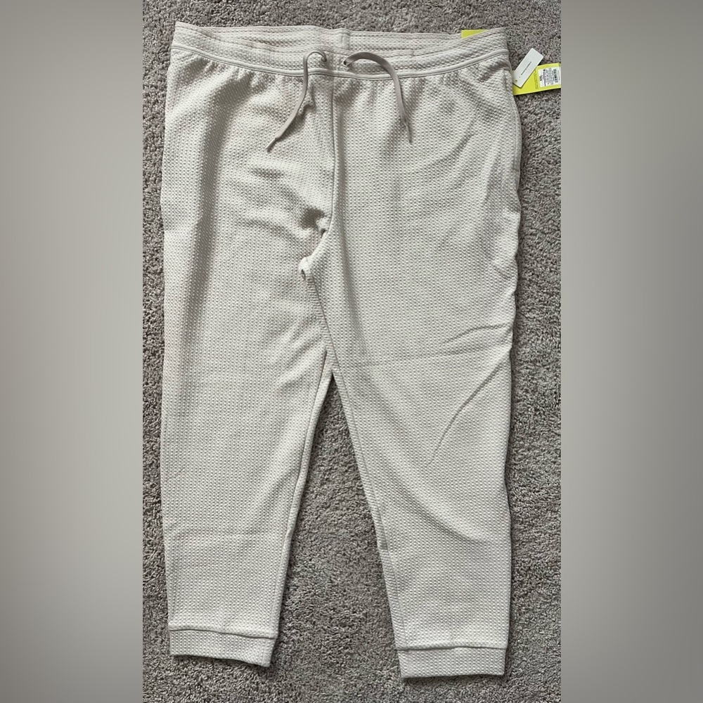 NWT Women’s All in Motion Textured Knit Mid Rise Joggers - Size XXL